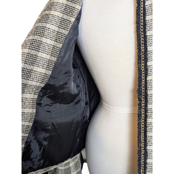 Kasper Women's Size 8 Tweed Blazer Jacket Black & Tan Plaid Gold Chain Detail - Picture 4 of 9